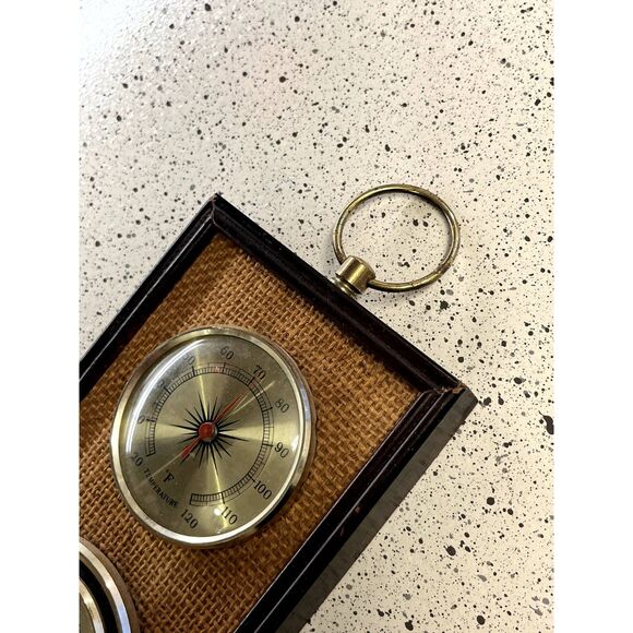 Vintage Weather Station - Barometer Temperature Humidity - Picture 6 of 8